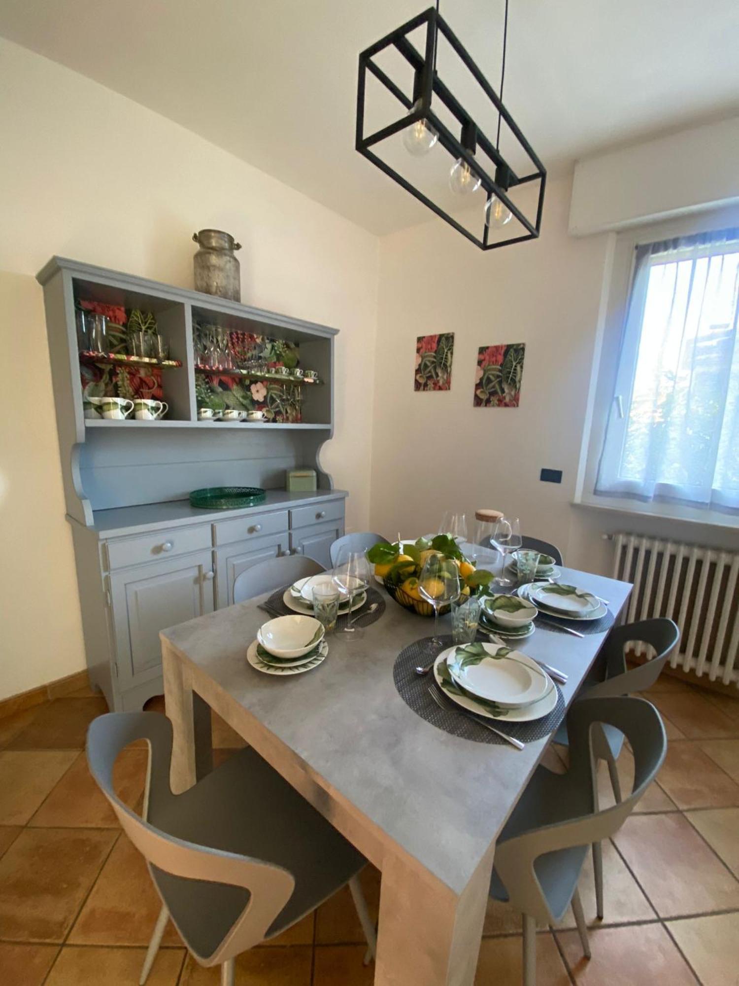 Oma Margareta Apartment Limone sul Garda Exteriör bild