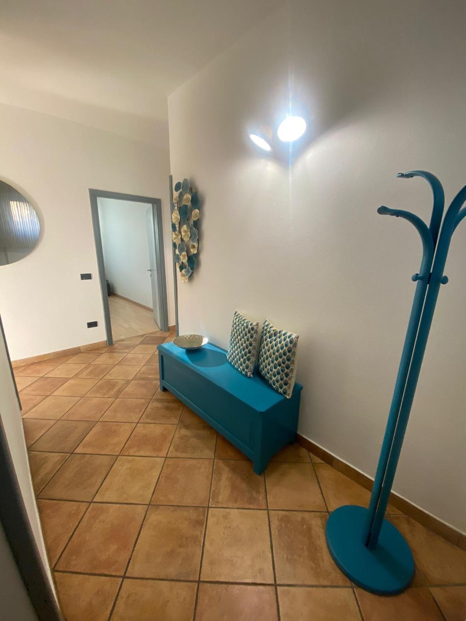 Oma Margareta Apartment Limone sul Garda Exteriör bild
