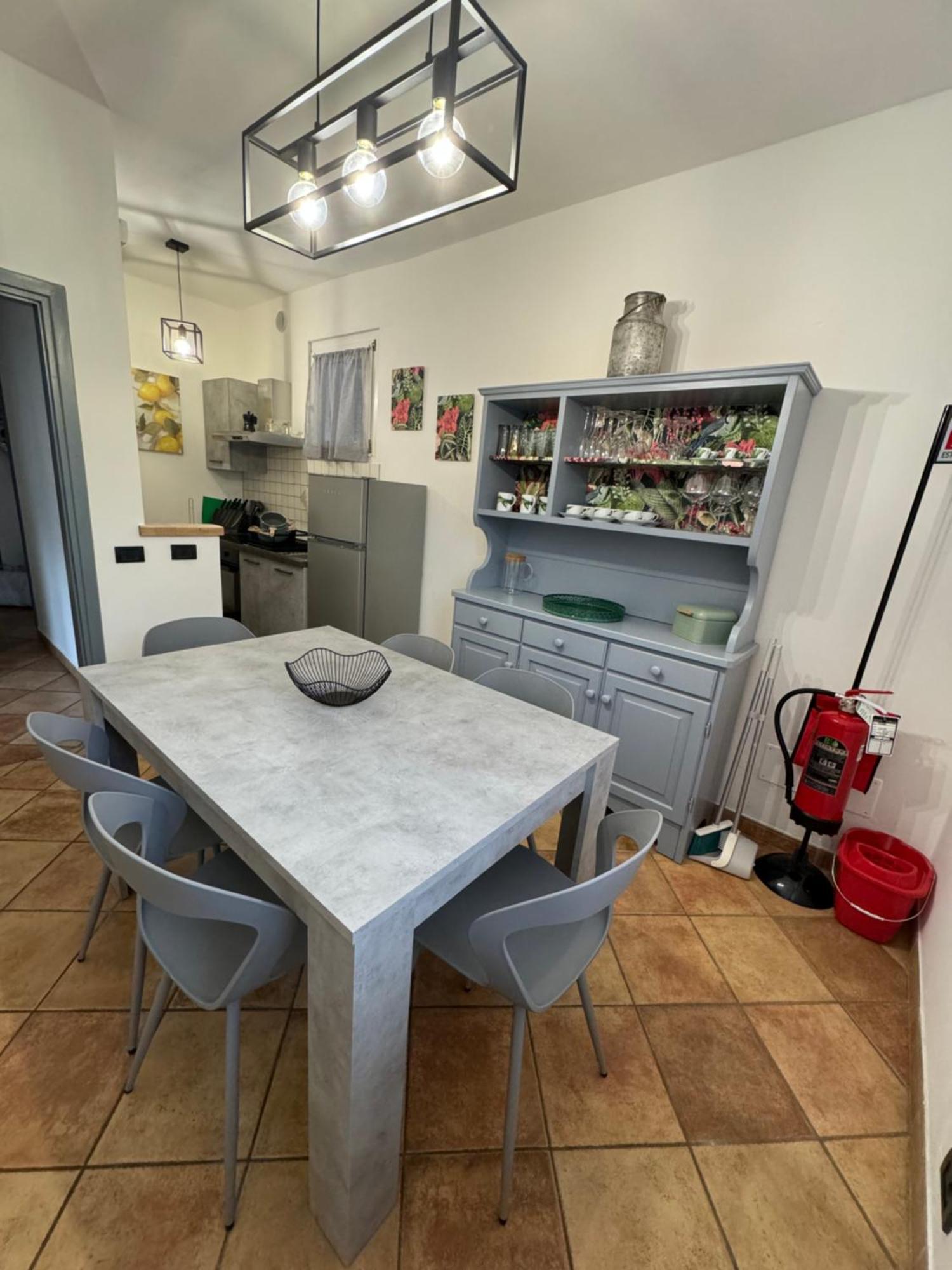 Oma Margareta Apartment Limone sul Garda Exteriör bild