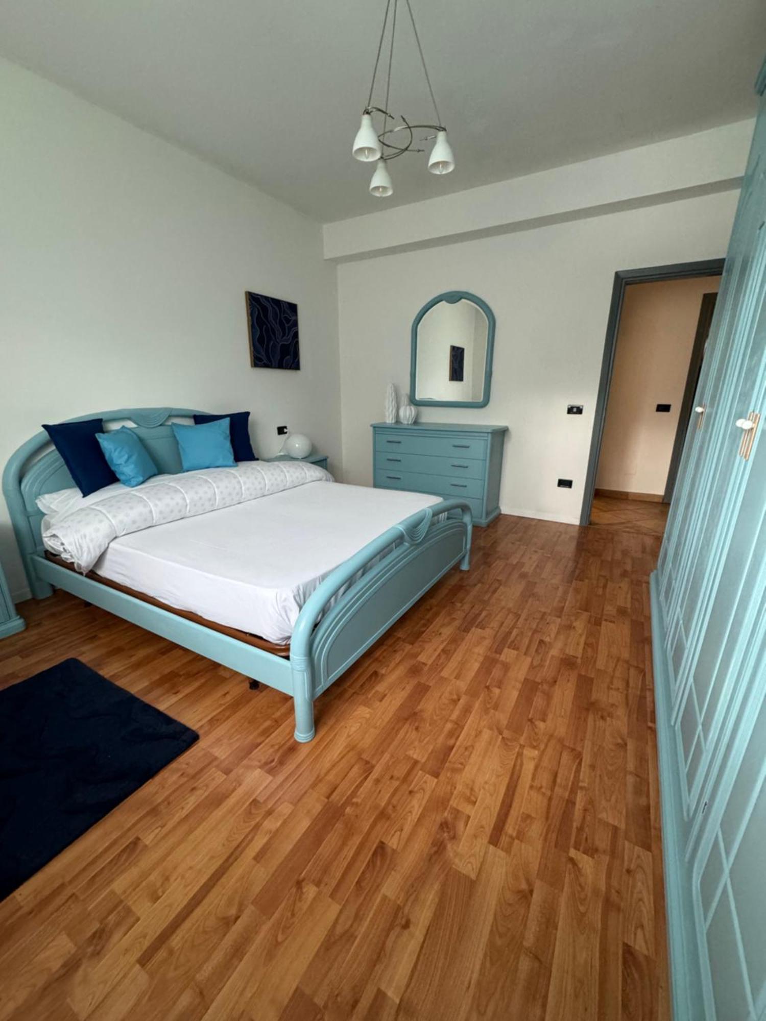 Oma Margareta Apartment Limone sul Garda Exteriör bild