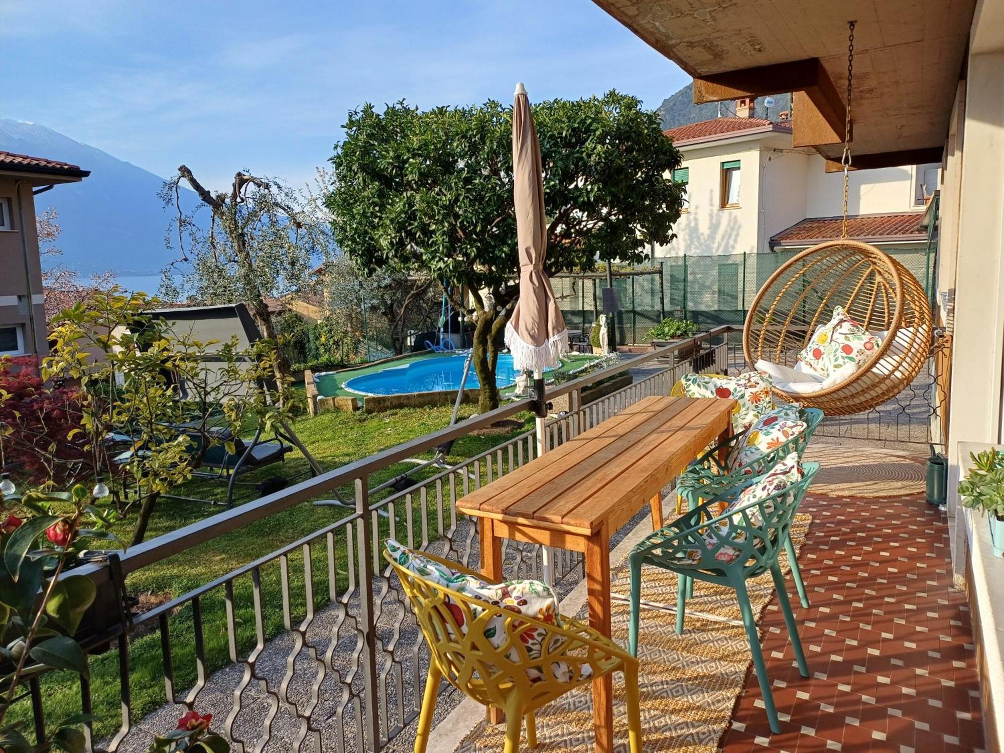 Oma Margareta Apartment Limone sul Garda Exteriör bild